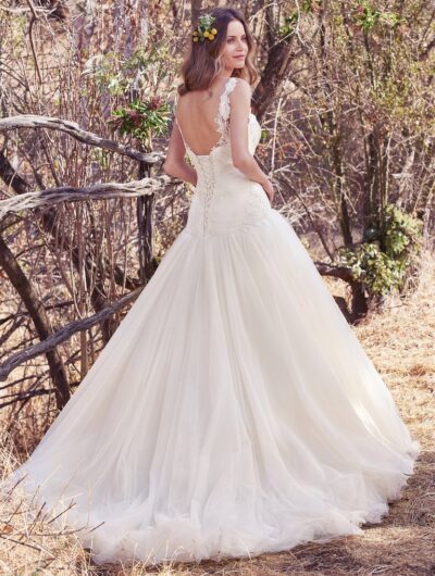 Wedding Dresses Archives - Eve's Bridal Wear